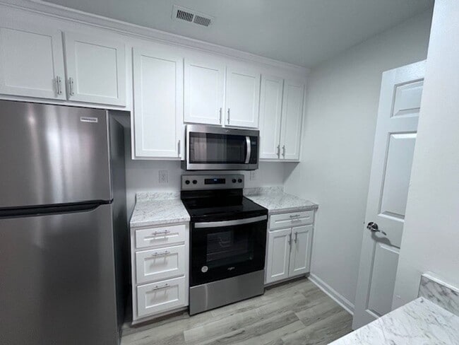 Interior Photo - The Perch on Commonwealth