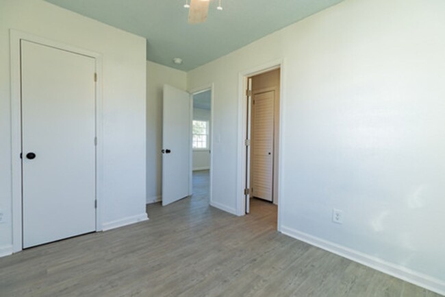 Foto del edificio - Newly Re-designed home N.Chas!