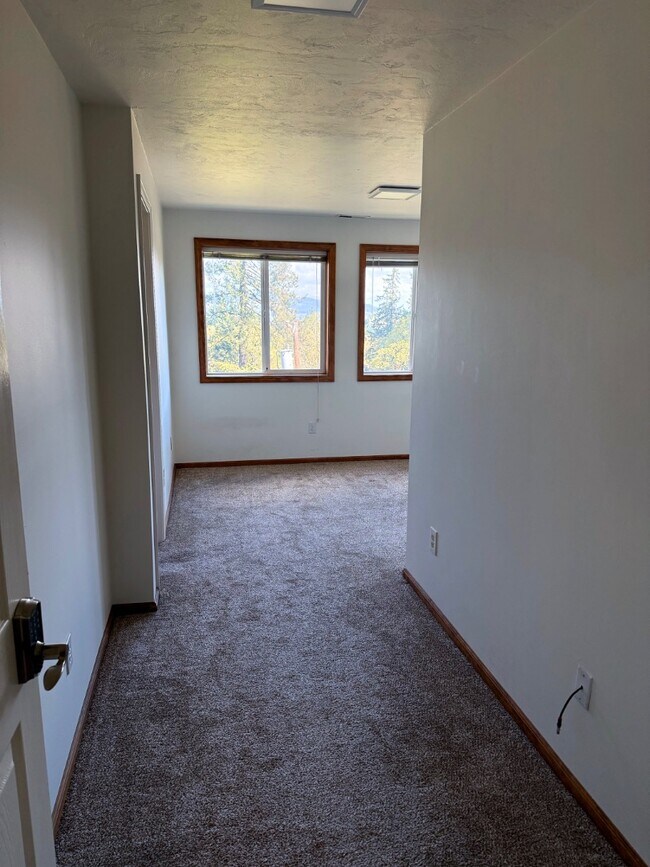 Foto del edificio - 3776 SW Fairhaven Dr