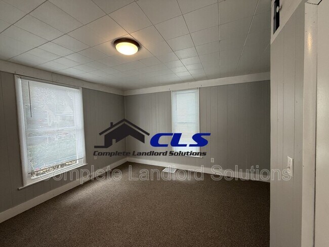 Foto del edificio - 2401 Garfield Ave