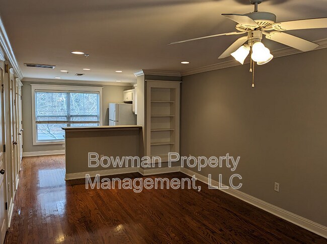 Building Photo - 660 S Barnett Shoals Rd