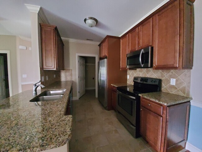 Building Photo - 330-101 Gallery ~ Anderson Creek Club
