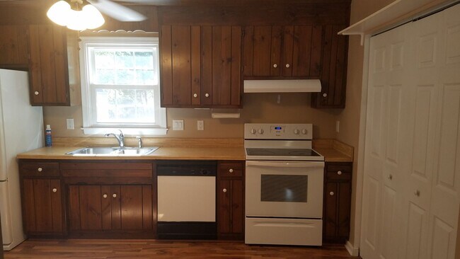 Building Photo - Cape Cod on large corner lot in Frederick ...