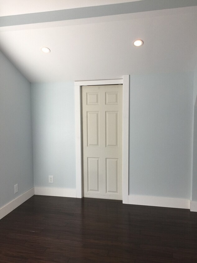 Master bedroom pocket door to closet and laundry room - 316 Ellis Street