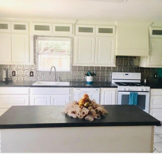 Building Photo - 1308 Hospital Dr