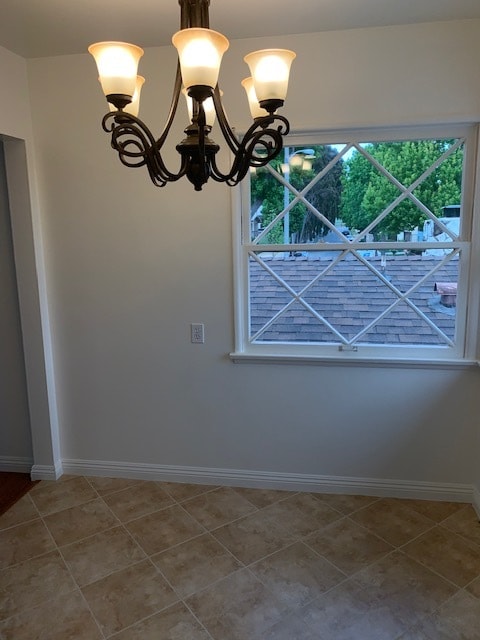Building Photo - 621 Howland Dr