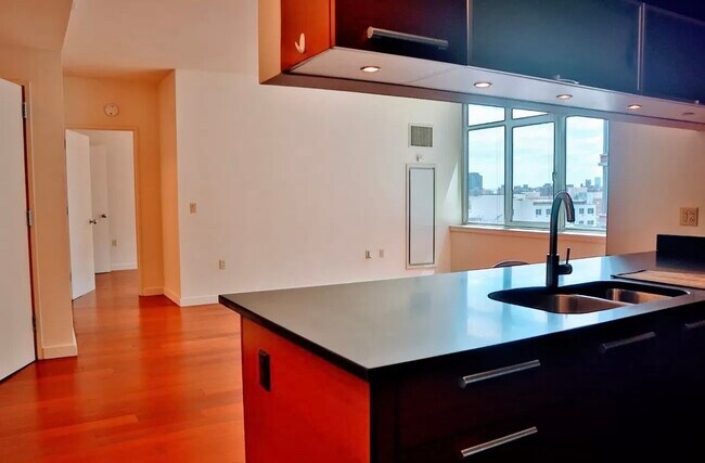 Foto del edificio - 1485 5th Ave