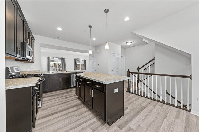 Building Photo - 4466 Monroe Ct