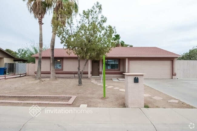 Building Photo - 687 E Del Rio St