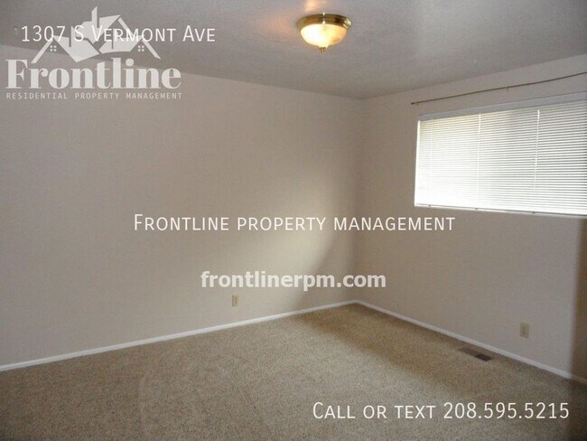 Foto del edificio - 1307 S Vermont Ave