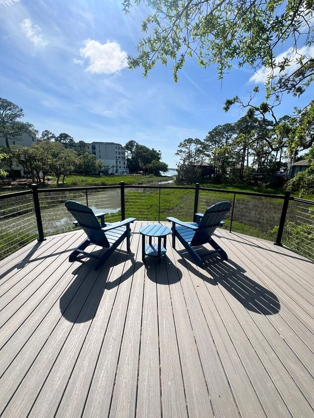 Foto principal - Deer Island Property with Water Views in t...