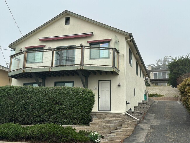 Foto del edificio - Upscale Morro Bay home with great views