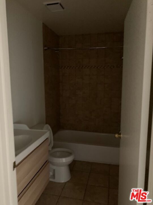 Foto del edificio - 922 N Hudson Ave