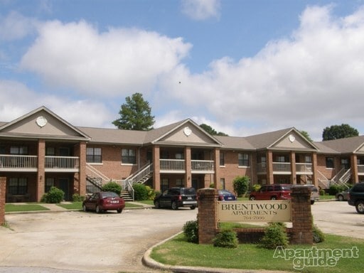 Building Photo - Brentwood