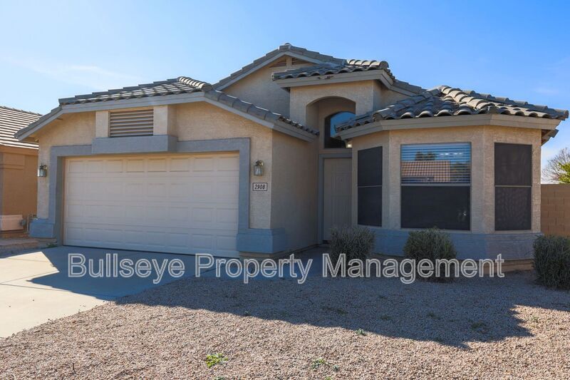 Primary Photo - 2908 S Lobo Canyon Rd
