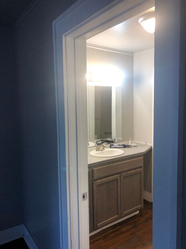 Foto del edificio - 1406 N Rosedale Ave