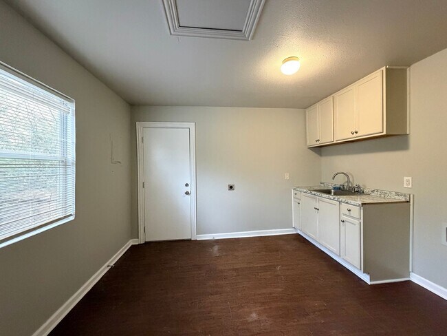 Foto del edificio - Charming 2-Bedroom Property in Fort Worth!