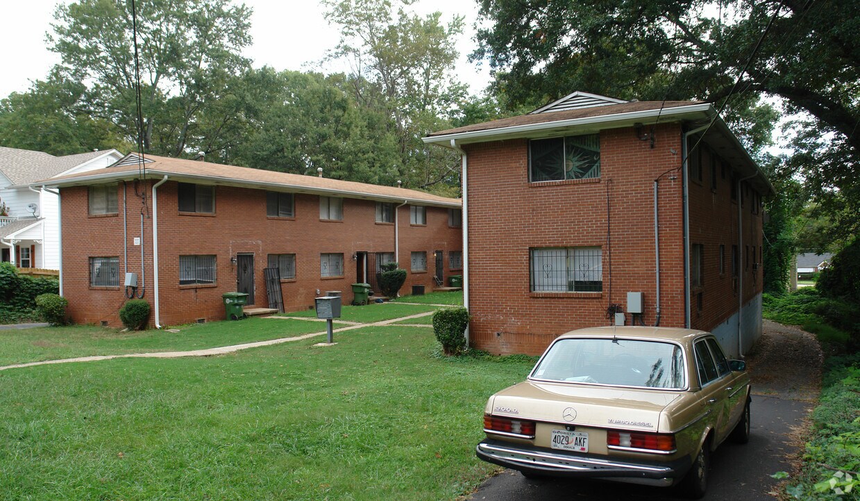 Foto del edificio - 211 Kirkwood Rd NE