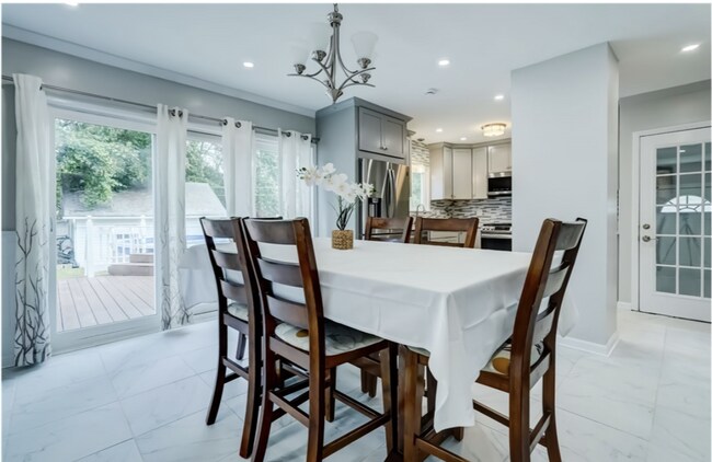 Foto del edificio - 138 Cherry Rd