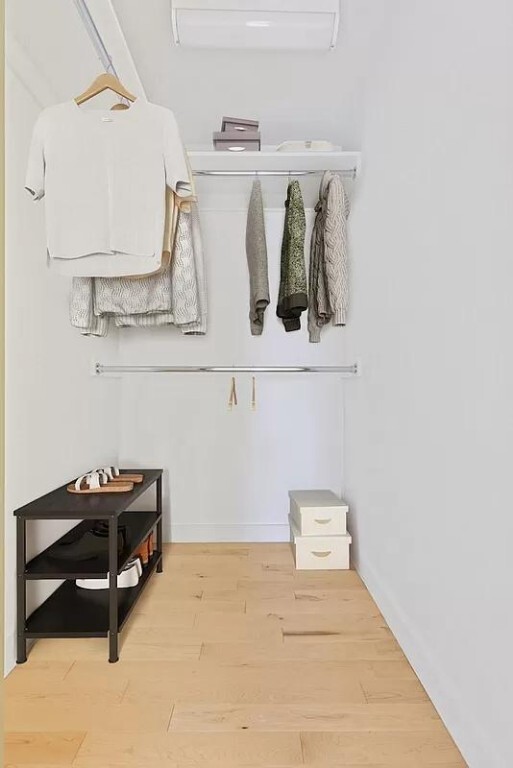 Building Photo - 8 Spruce St