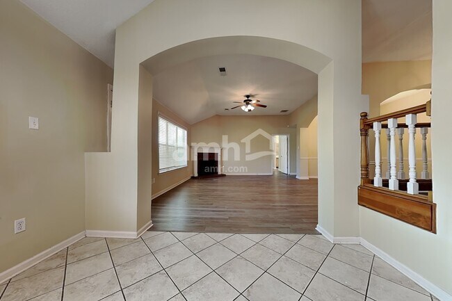Building Photo - 8584 Afterglow Cv
