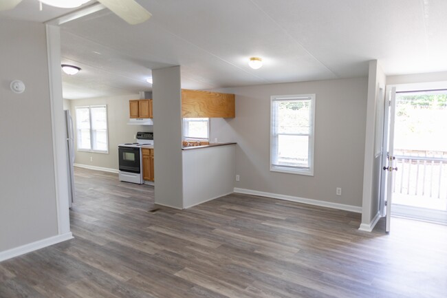 Building Photo - 2335 US-70