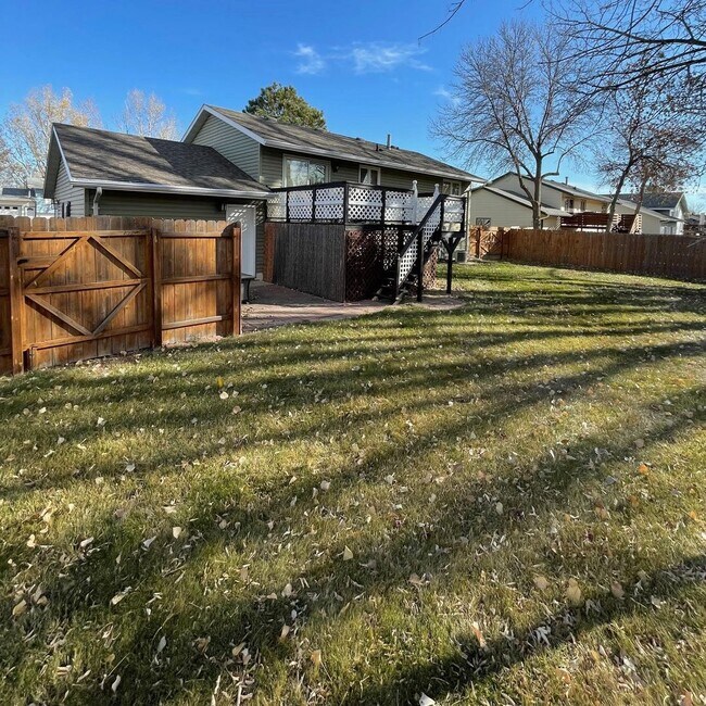 Foto del edificio - Charming Home w/ Spacious, Fenced yard