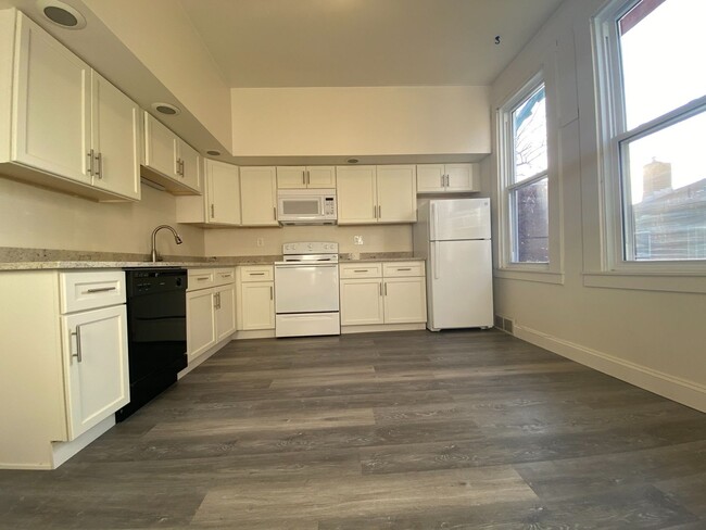 Foto del edificio - 5976 Alder St.