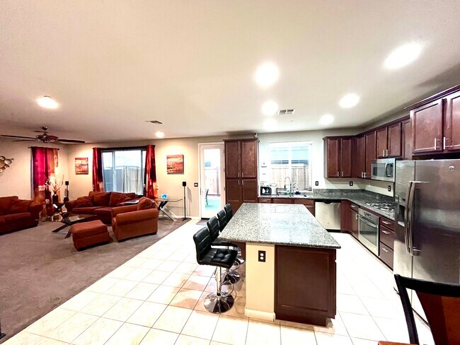 Foto del edificio - 8369 Bronx Wy