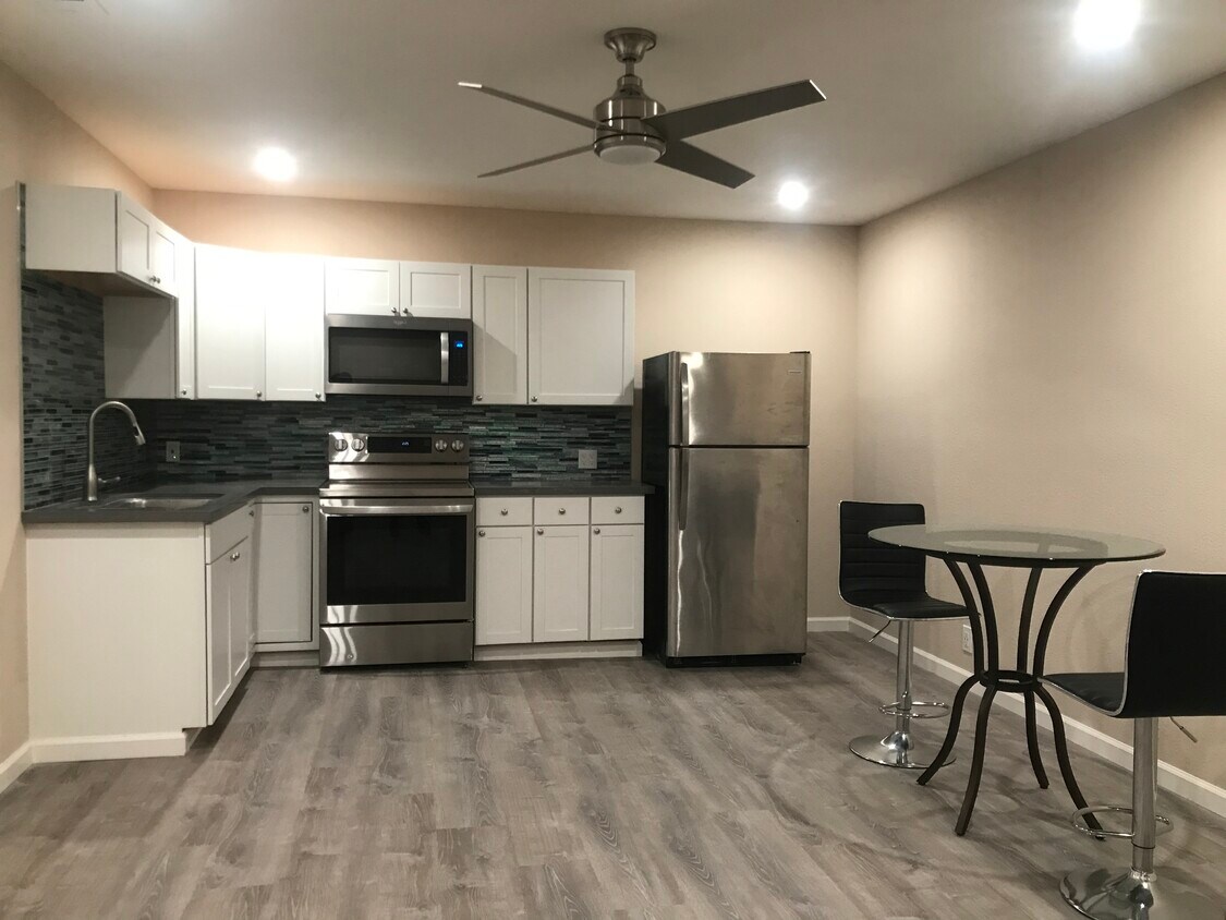 Foto principal - 3740 Pintail Dr