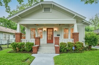 Building Photo - 4022 Oakridge St