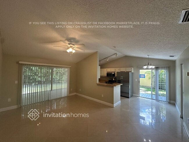 Foto del edificio - 10025 SW 139th Pl