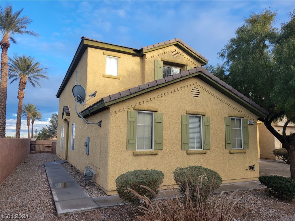 Primary Photo - 3502 Harbor Tides St