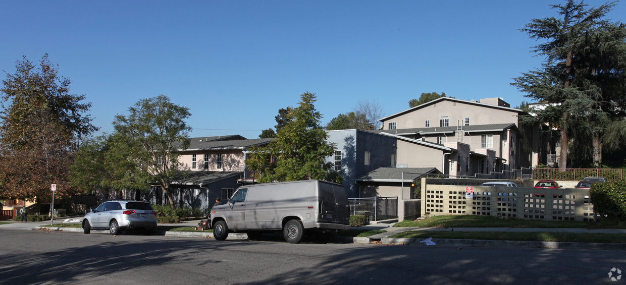 Primary Photo - Echo Park Senior Housing