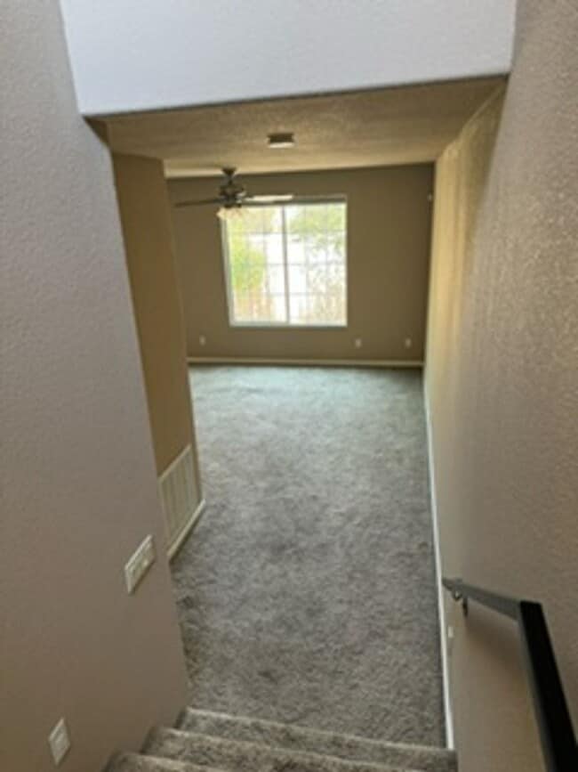 Building Photo - 1825 Resistol Dr