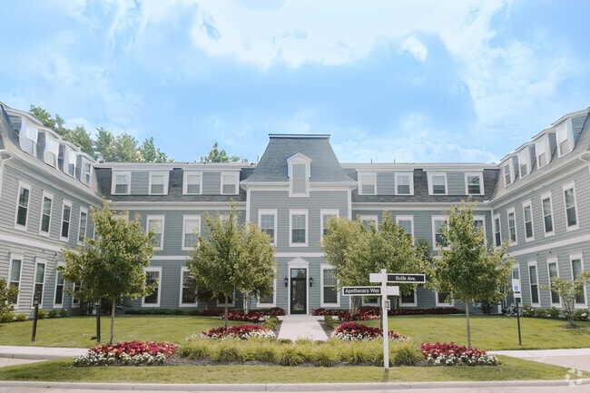 Building Photo - The Landon at New Albany Park
