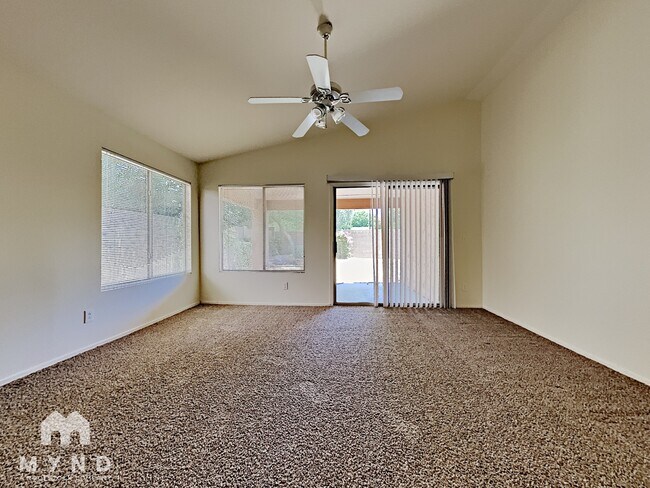 Foto del edificio - 21629 N 48th Pl