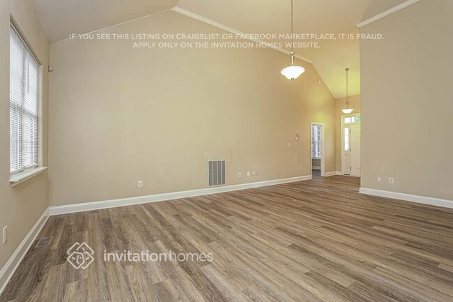 Building Photo - 102 Shenandoah Way