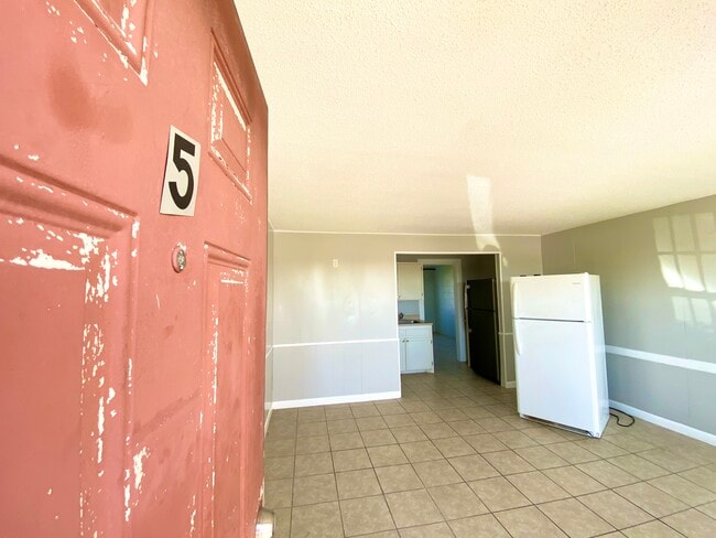 Enterance - 2612 S International Blvd