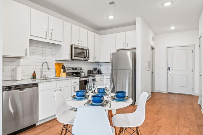 Building Photo - 14515 Star Water Rd