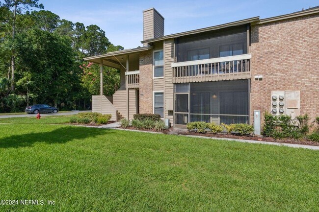 Foto del edificio - Renovated Condo in a Convenient Location!