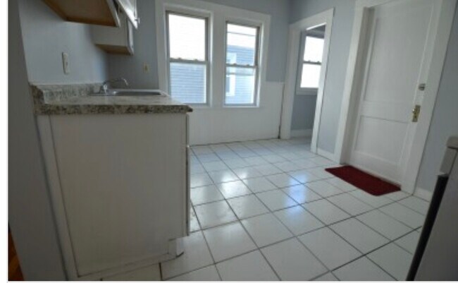 Foto del edificio - 32 Stellman Rd