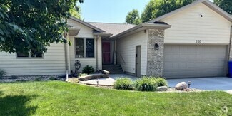 Building Photo - 5105 E Fernwood Dr