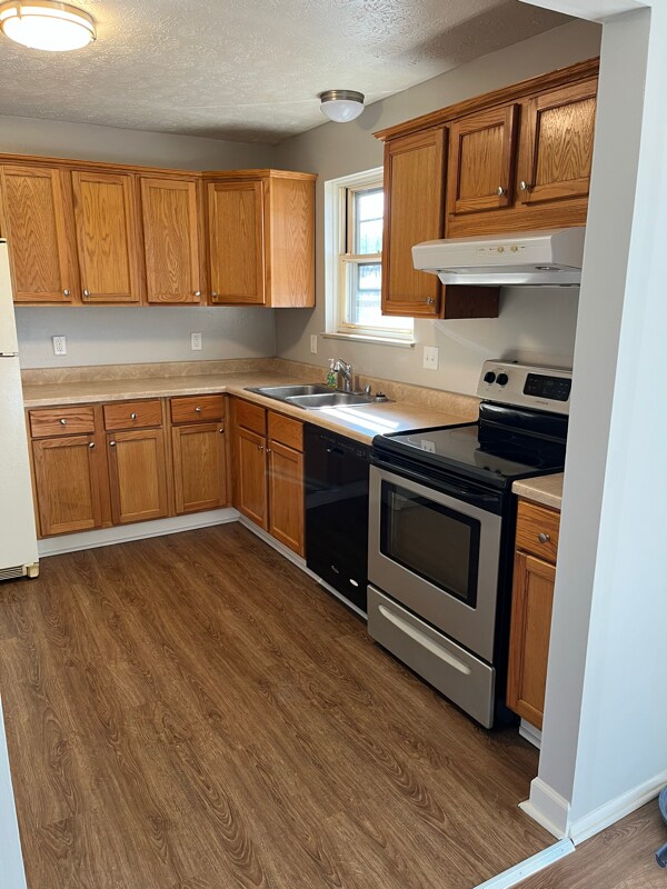 Foto del edificio - 1267 Rosewood Dr NE