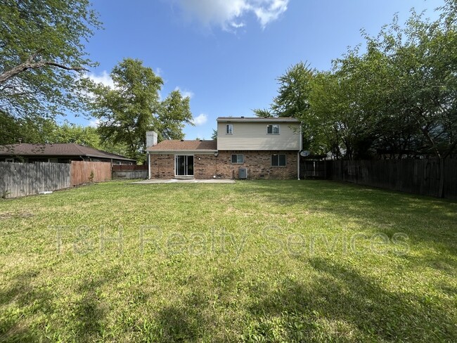 Building Photo - 11313 Wolf Ln
