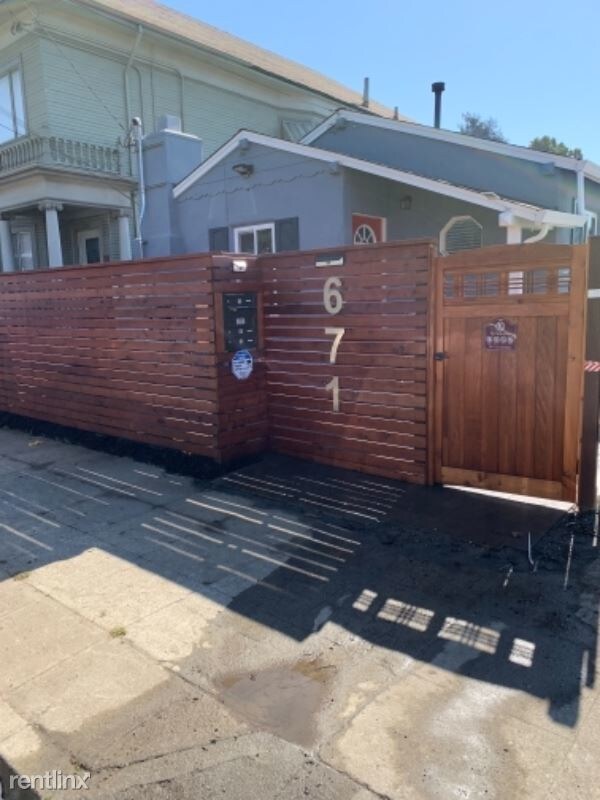 Primary Photo - 1 br, 1 bath Apartment - 671 Apgar Street