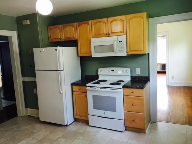 Building Photo - 154 Edgemere Ave