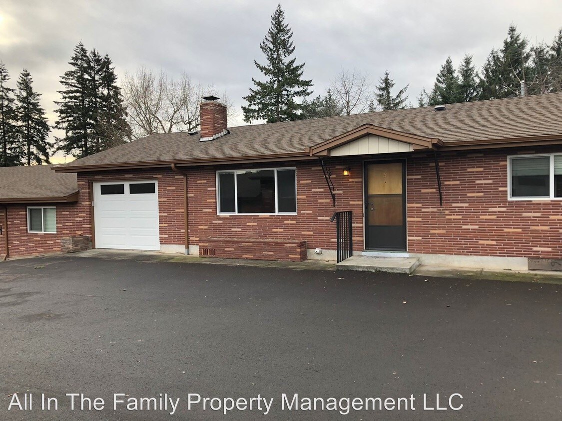 Primary Photo - 313 Warner Milne Rd