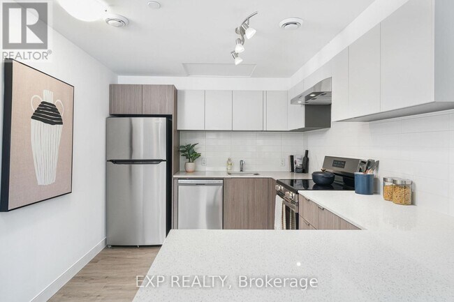 Building Photo - 100 Manett Crescent