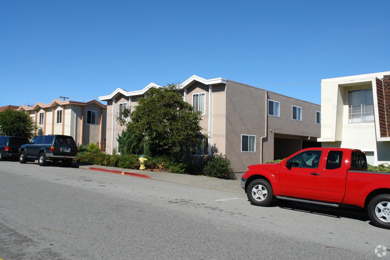 Primary Photo - 432 Richmond Dr